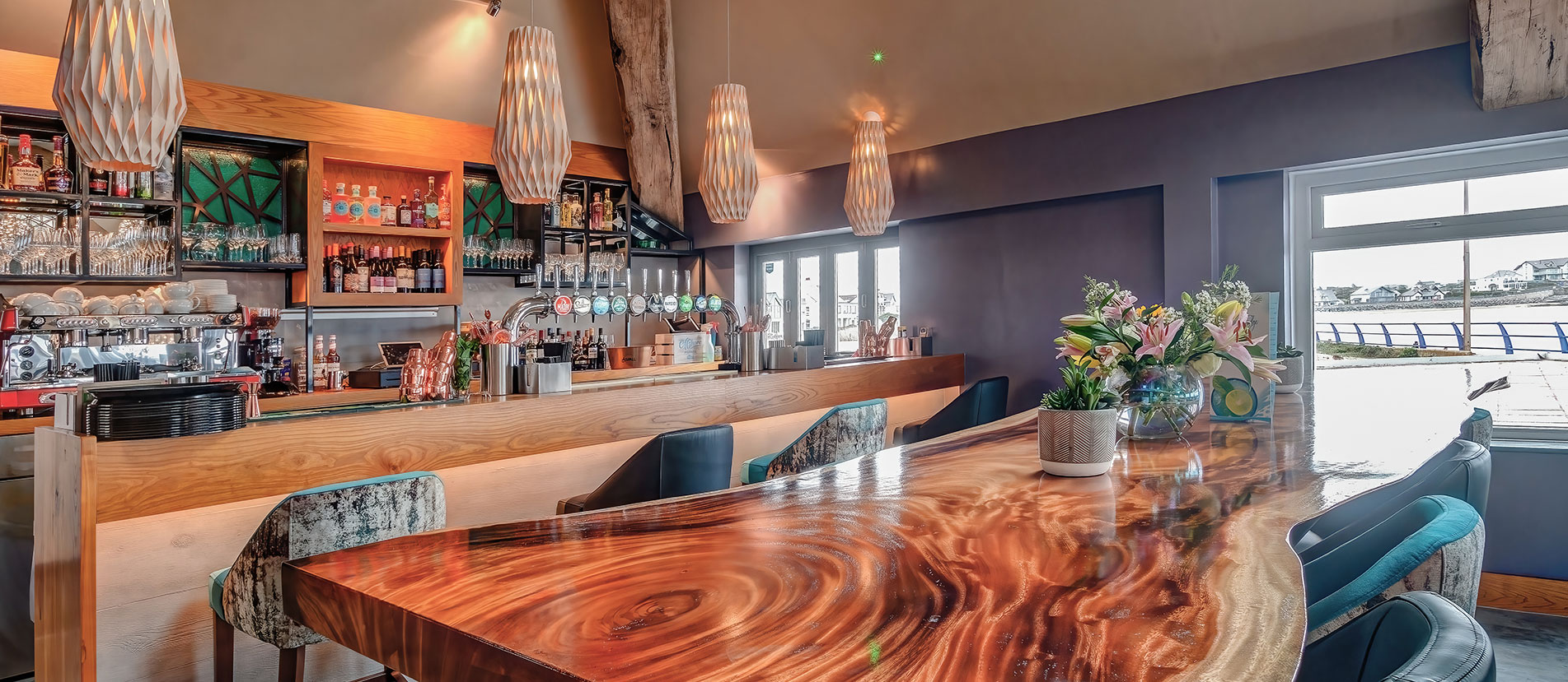 Oceans edge restaurant